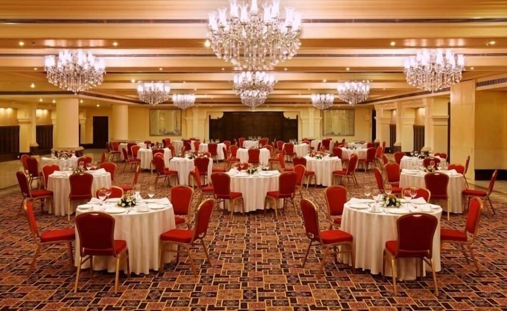 Hotel Tuli Imperial Nagpur Exterior foto